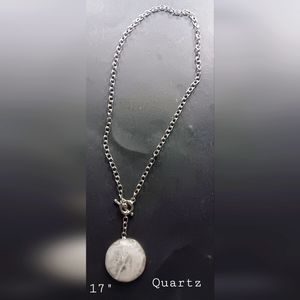 Beautiful Quartz Pendulum Necklace